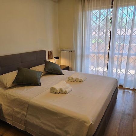 Giopi Home Vitinia Exterior foto